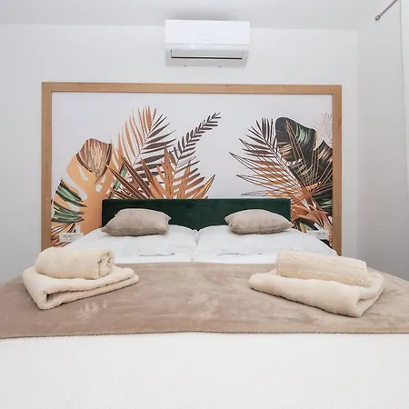 Luxury Sweet&Shine Apartment Sea&City View Makarska Exterior photo