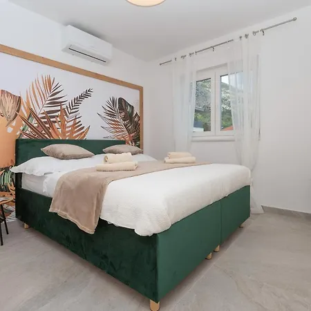 Luxury Sweet&Shine Apartment Sea&City View Makarska Exterior photo