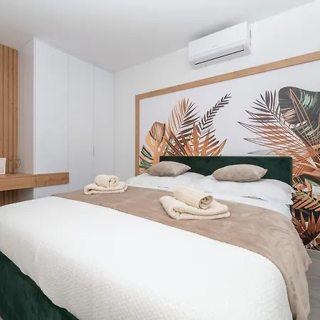Luxury Sweet&Shine Apartment Sea&City View Makarska Exterior photo
