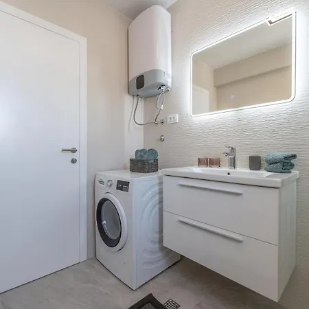 Luxury Sweet&Shine Apartment Sea&City View Makarska Exterior photo