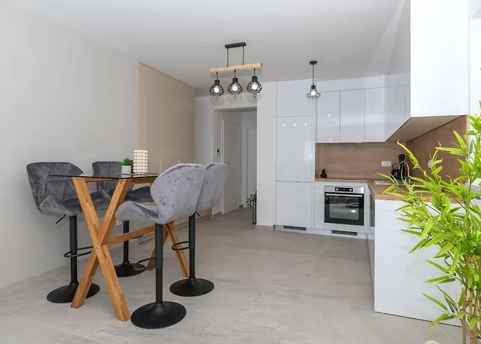 Luxury Sweet&Shine Apartment Sea&City View